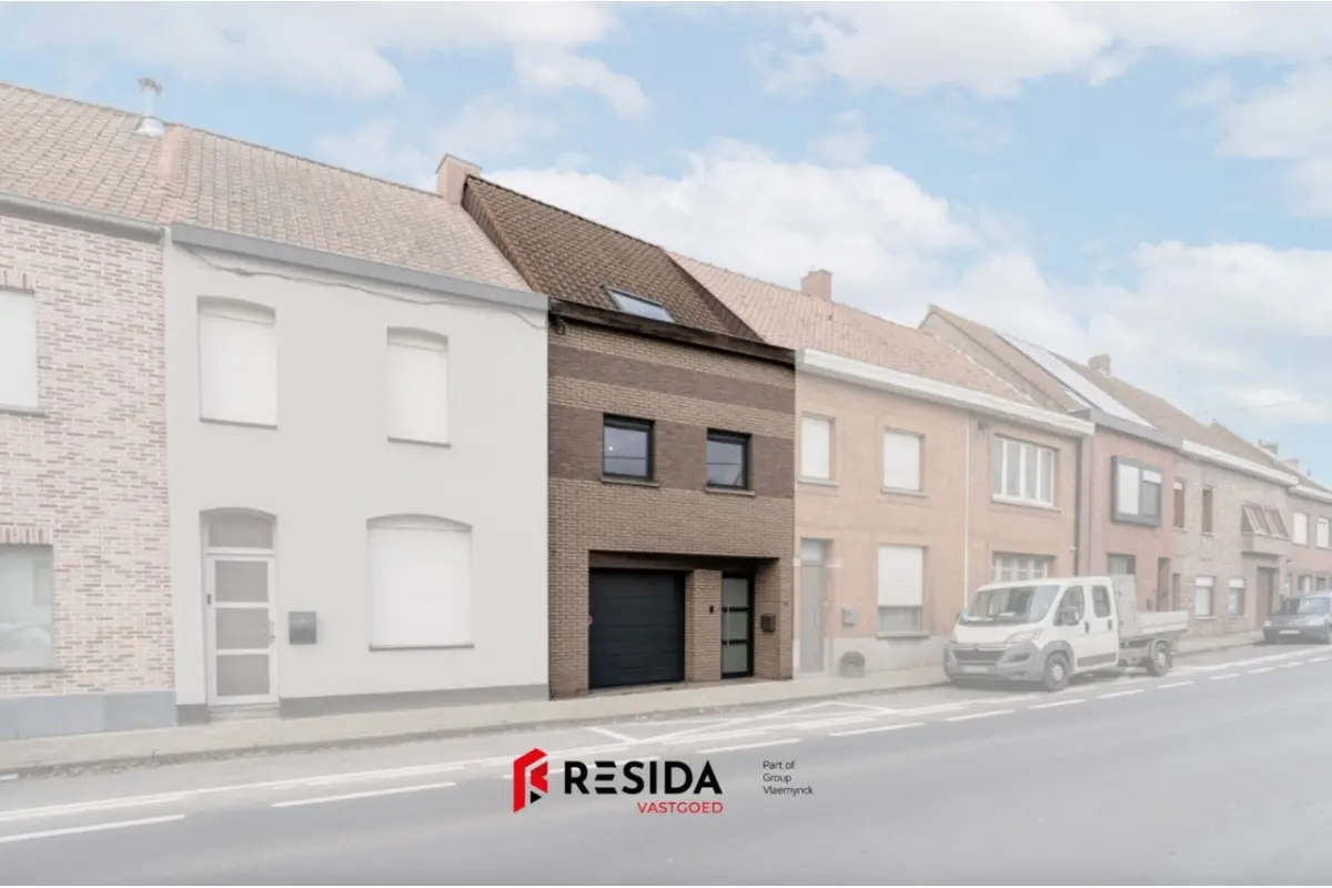 Huis te  koop in Moen 8552 274000.00€ 3 slaapkamers 181.00m² - Zoekertje 643099