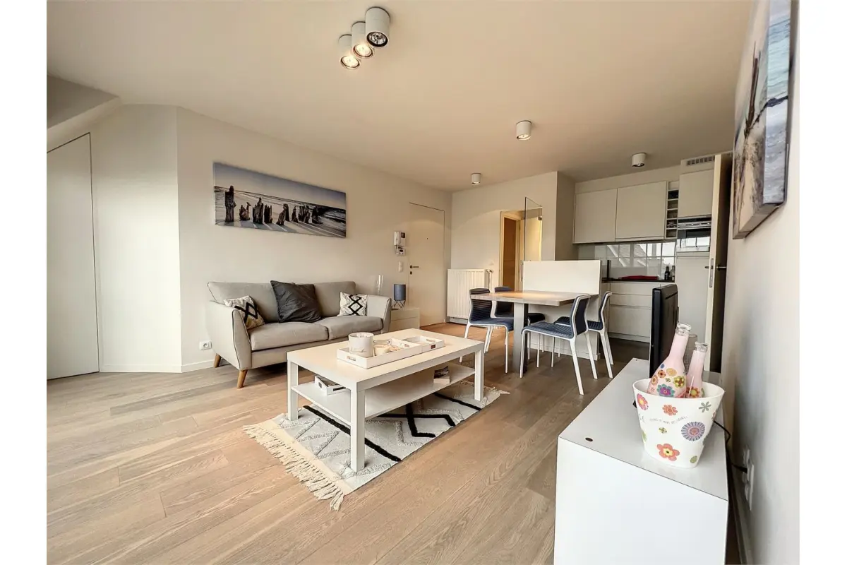 Appartement te  huur in Knokke 8300 1195.00€ 2 slaapkamers 70.00m² - Zoekertje 643678