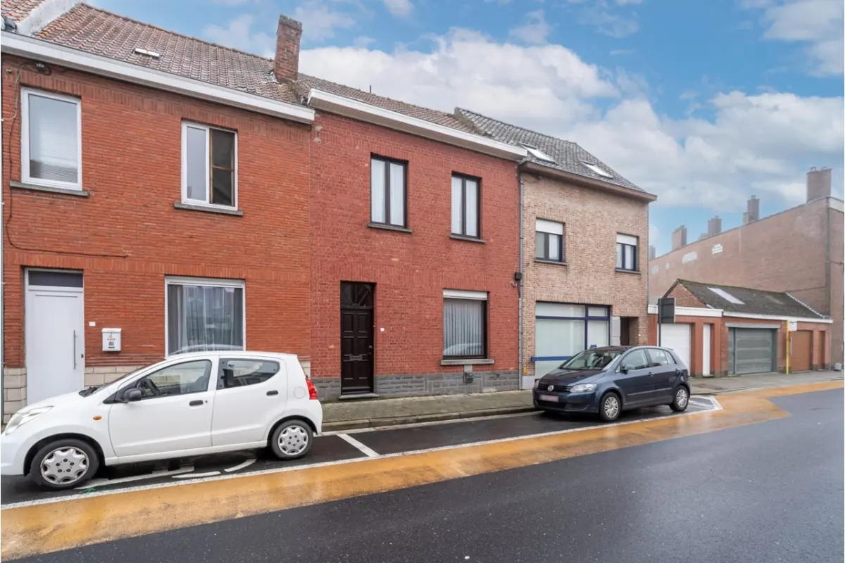 Huis te  koop in Kuurne 8520 175000.00€ 3 slaapkamers 136.00m² - Zoekertje 643978