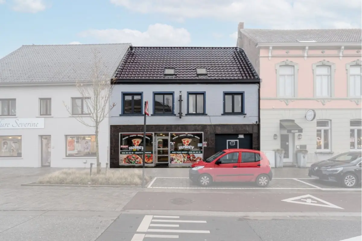 Huis te  koop in Oostrozebeke 8780 399000.00€  slaapkamers 347.00m² - Zoekertje 643977