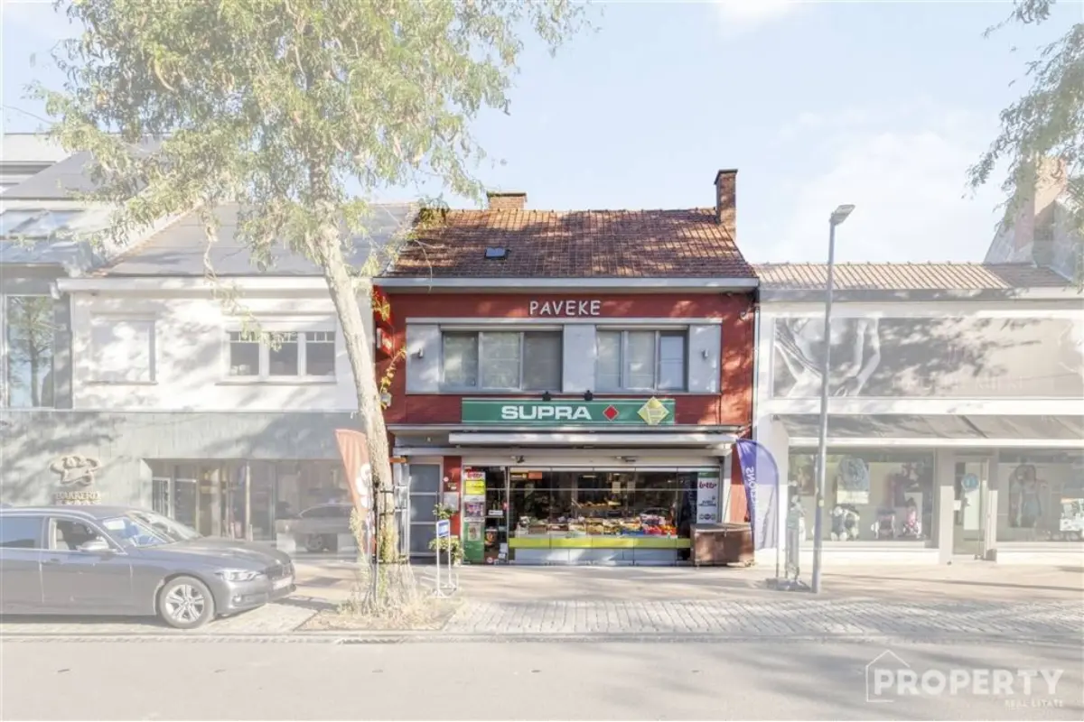Handelszaak te  koop in Hulste 8531 425000.00€ 3 slaapkamers 291.00m² - Zoekertje 643734