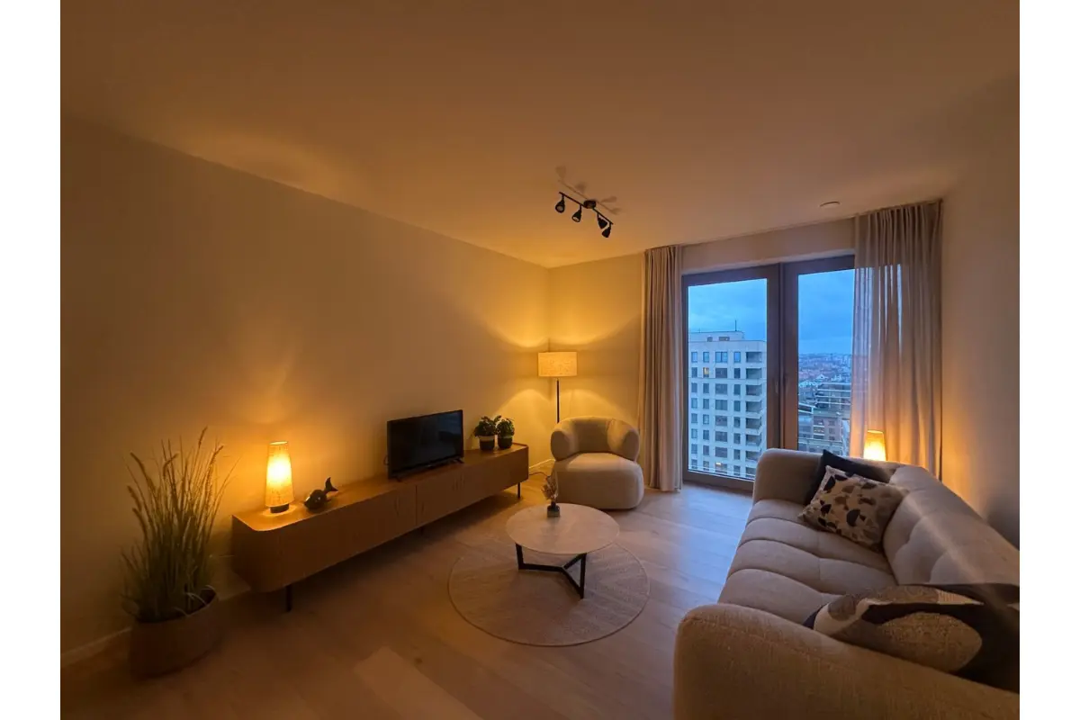 Appartement te  huur in Oostende 8400 1280.00€ 2 slaapkamers m² - Zoekertje 645137