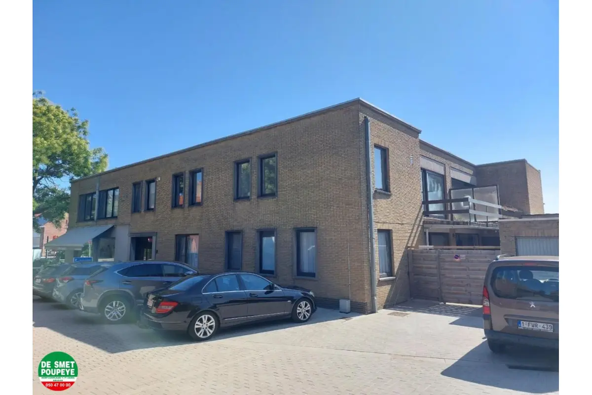 Appartement te  huur in Sint-Michiels 8200 820.00€ 2 slaapkamers 100.00m² - Zoekertje 645501