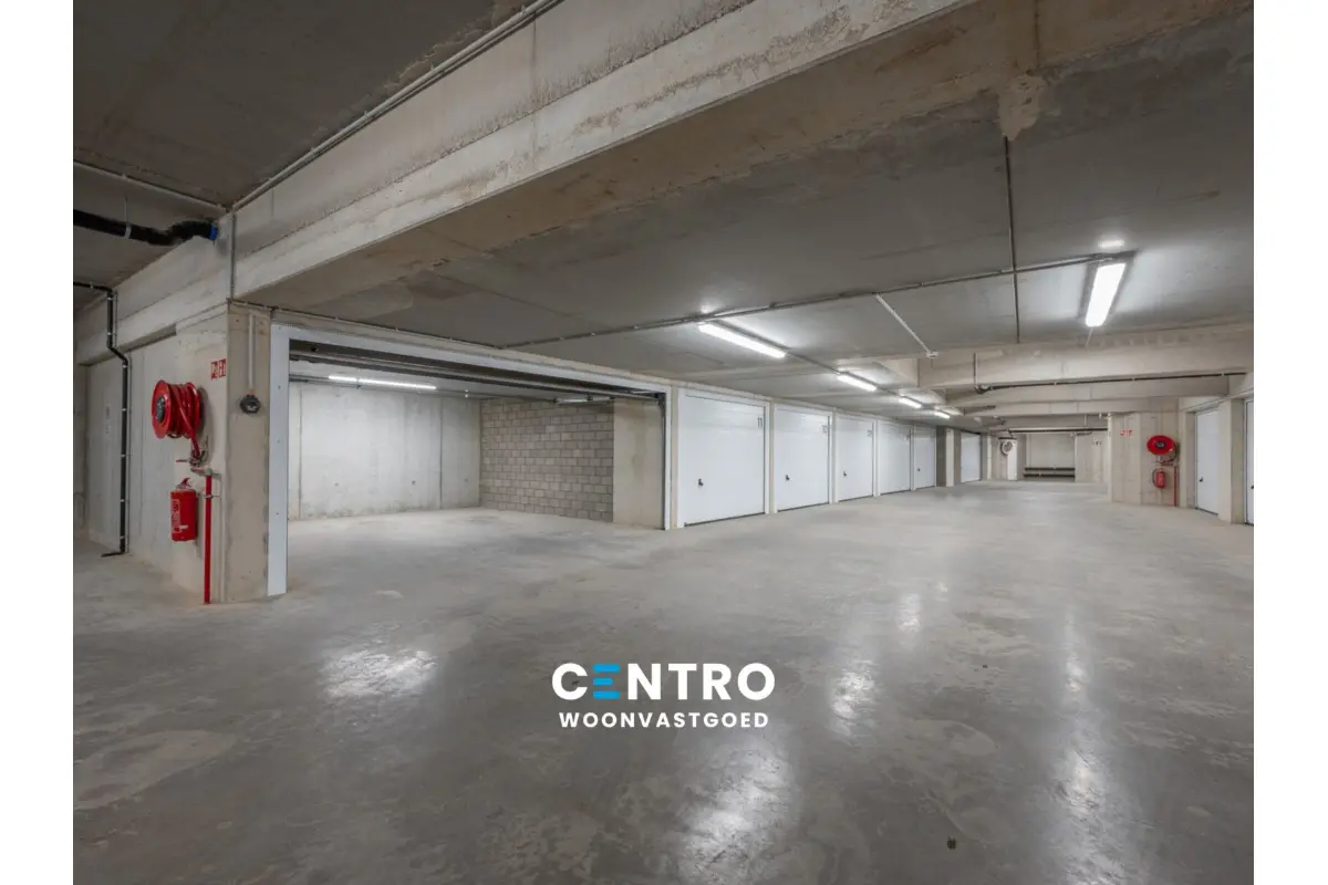 Parking & garage te  koop in Blankenberge 8370 49900.00€  slaapkamers m² - Zoekertje 645954