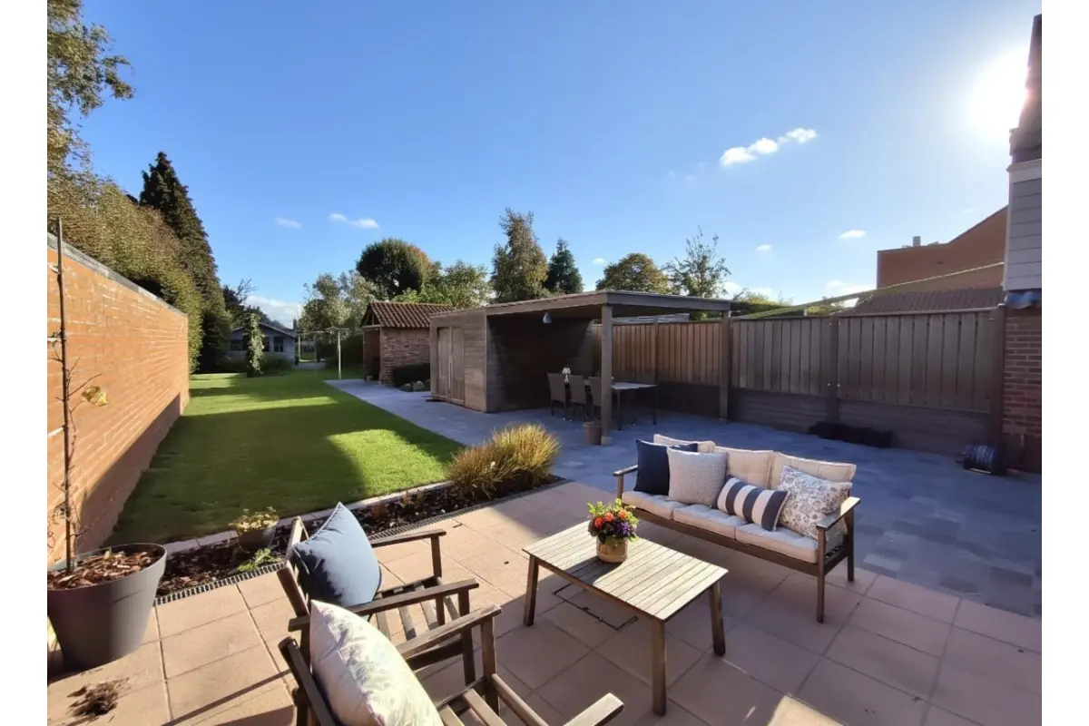 Huis te  huur in Aarsele 8700 1090.00€ 4 slaapkamers 174.00m² - Zoekertje 647467