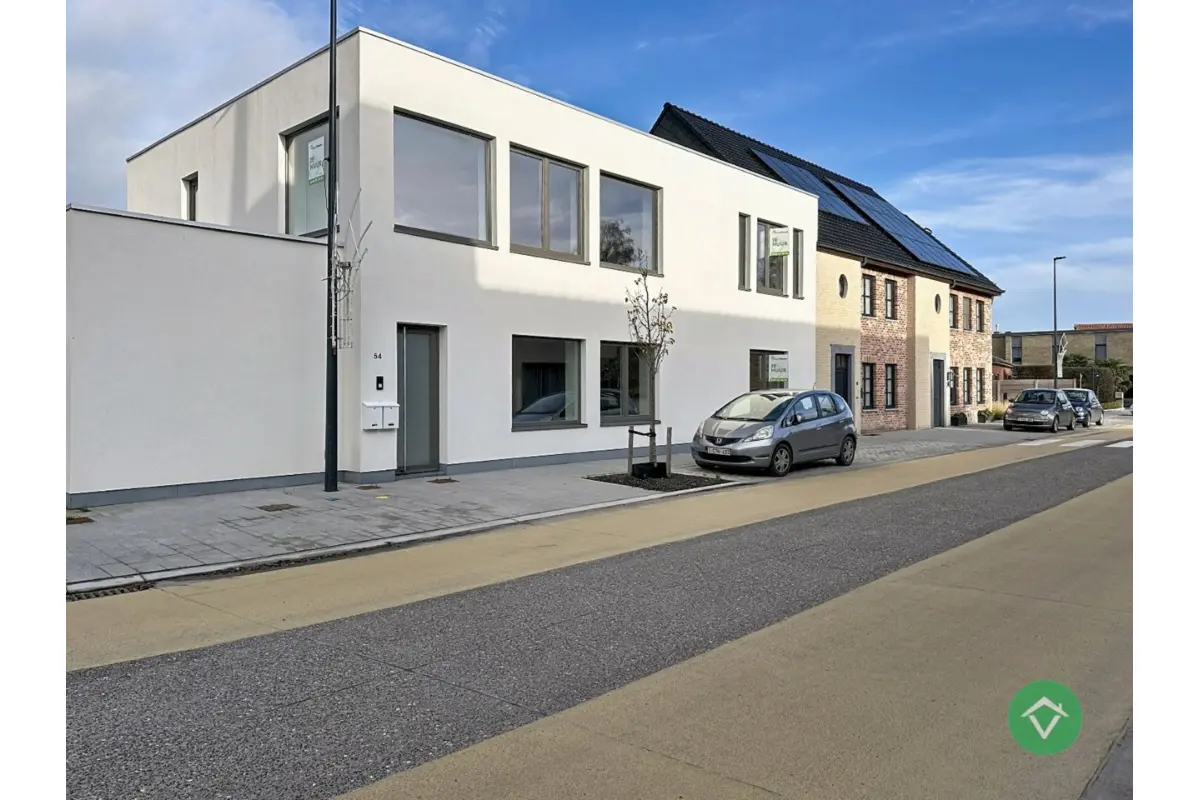 Appartement te  huur in Koekelare 8680 825.00€ 3 slaapkamers 123.00m² - Zoekertje 646739