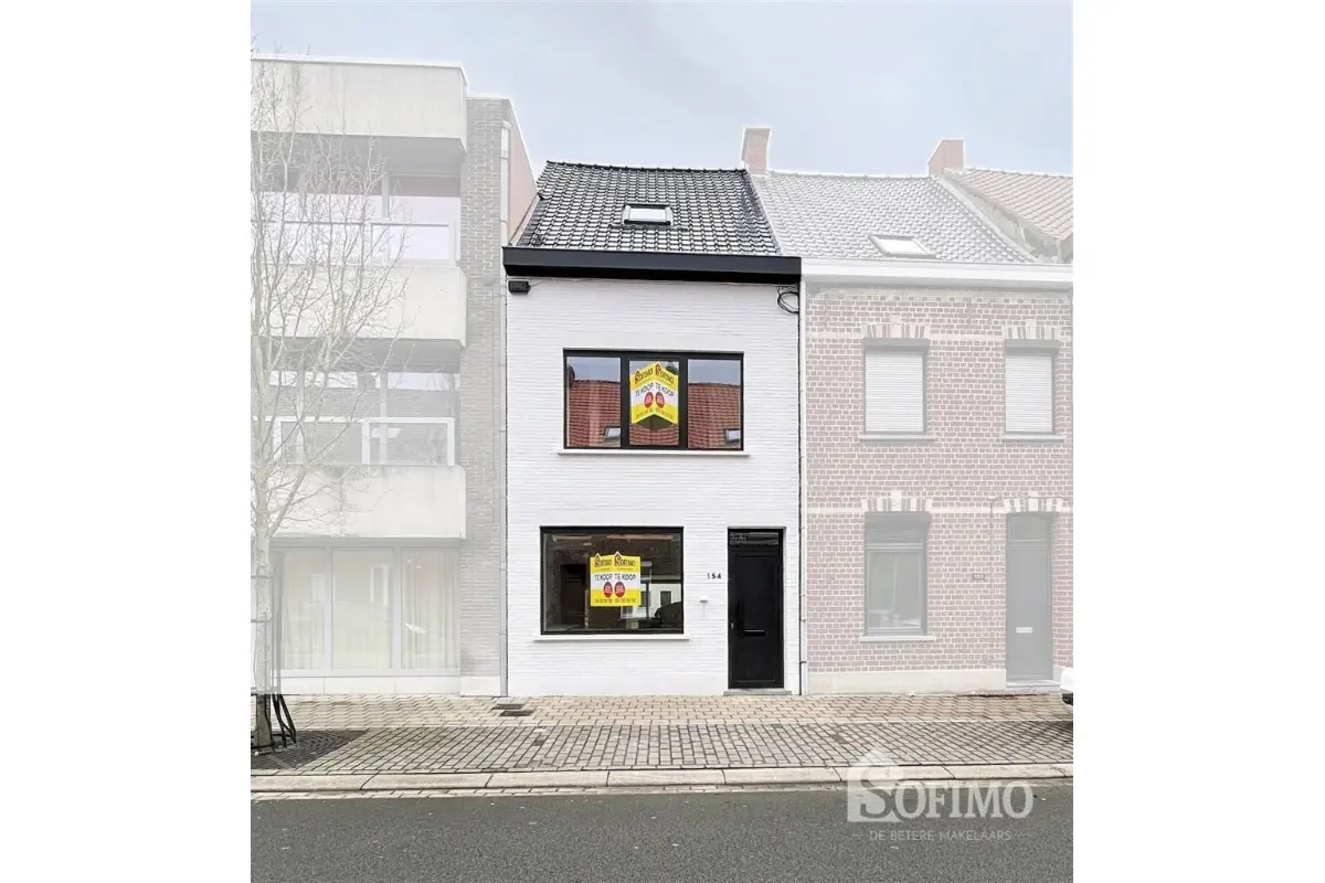 Huis te  koop in Roeselare 8800 329000.00€ 2 slaapkamers 131.00m² - Zoekertje 647621