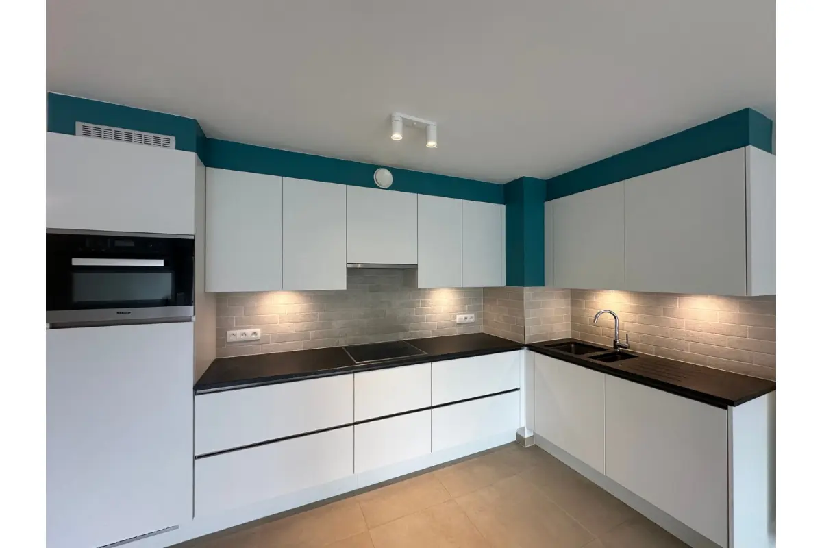 Appartement te  huur in Oostende 8400 950.00€ 2 slaapkamers m² - Zoekertje 647957