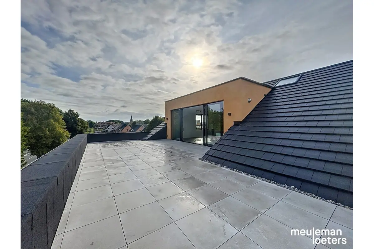 Penthouse te  huur in Beernem 8730 1050.00€ 2 slaapkamers m² - Zoekertje 648211