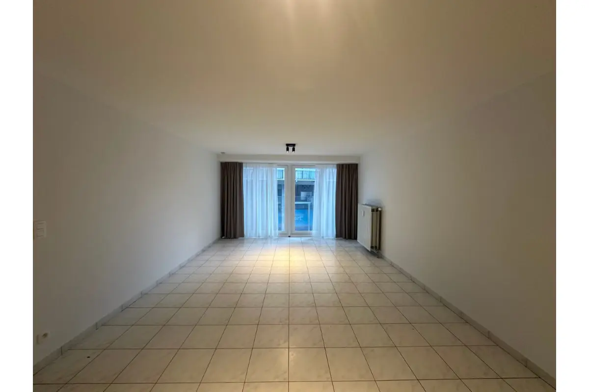 Appartement te  huur in Oostende 8400 905.00€ 2 slaapkamers m² - Zoekertje 647954
