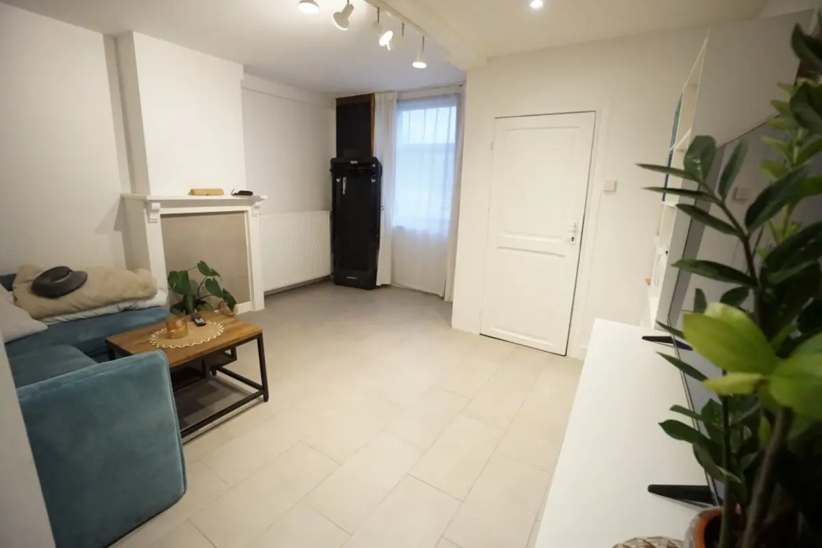 Huis te  koop in Sint-Kruis 8310 199000.00€ 1 slaapkamers m² - Zoekertje 647978