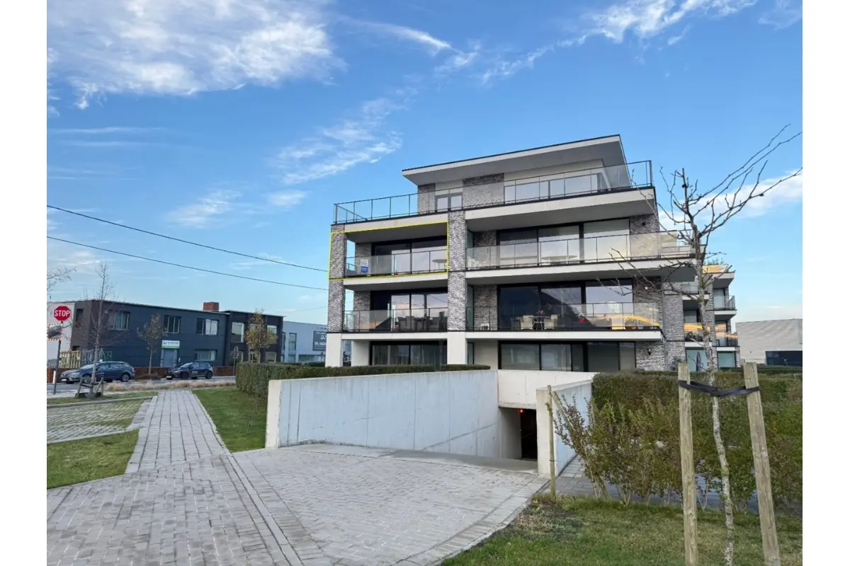 Appartement te  huur in Meulebeke 8760 825.00€ 2 slaapkamers 93.00m² - Zoekertje 648841