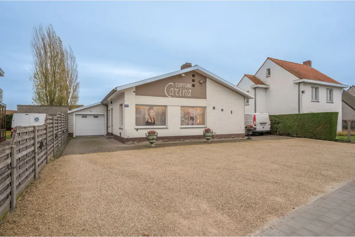 Handelszaak te  koop in Wingene 8750 398000.00€ 3 slaapkamers 210.00m² - Zoekertje 648621