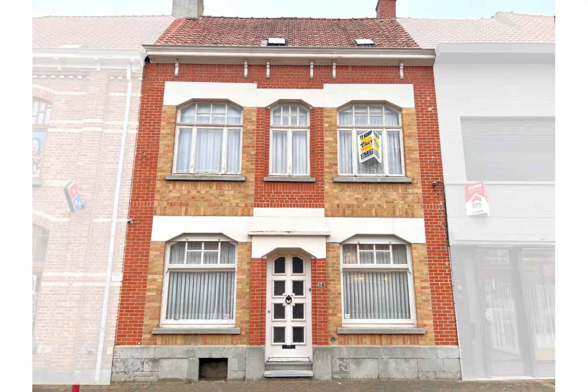 Huis te  koop in Menen 8930 126000.00€ 3 slaapkamers 139.00m² - Zoekertje 649205