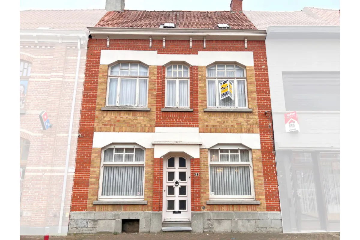 Huis te  koop in Menen 8930 135000.00€ 3 slaapkamers 139.00m² - Zoekertje 649205