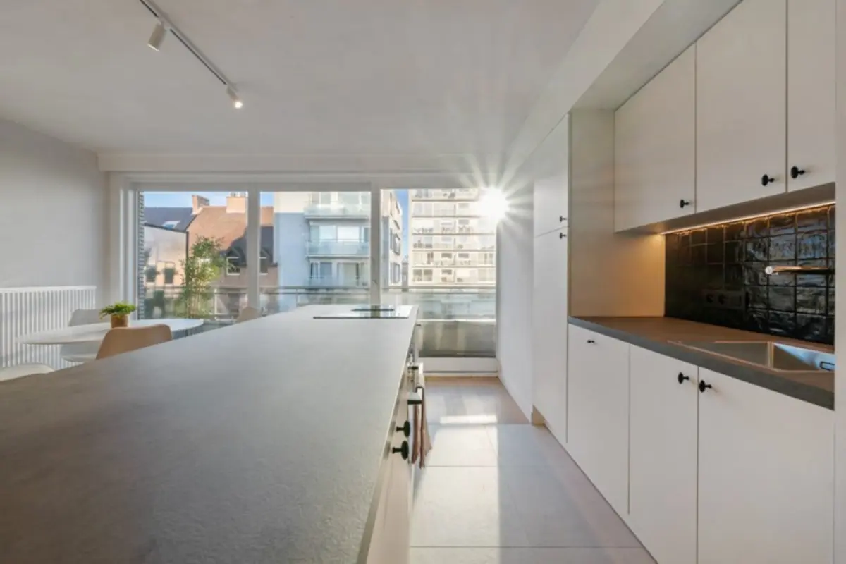 Appartementsgebouw te  koop in Sint-Andries 8200 245000.00€ 2 slaapkamers m² - Zoekertje 648882