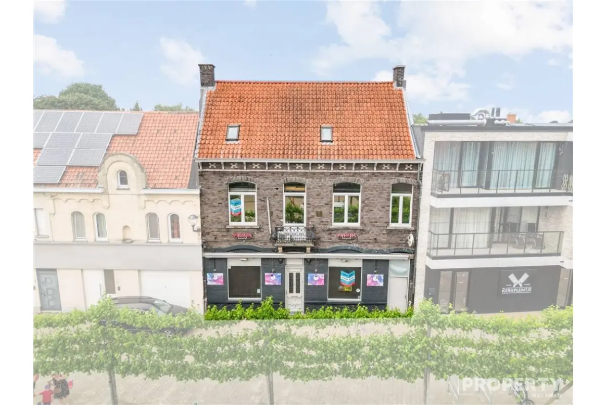 Handelszaak te  koop in Wingene 8750 249000.00€ 4 slaapkamers 281.00m² - Zoekertje 649405