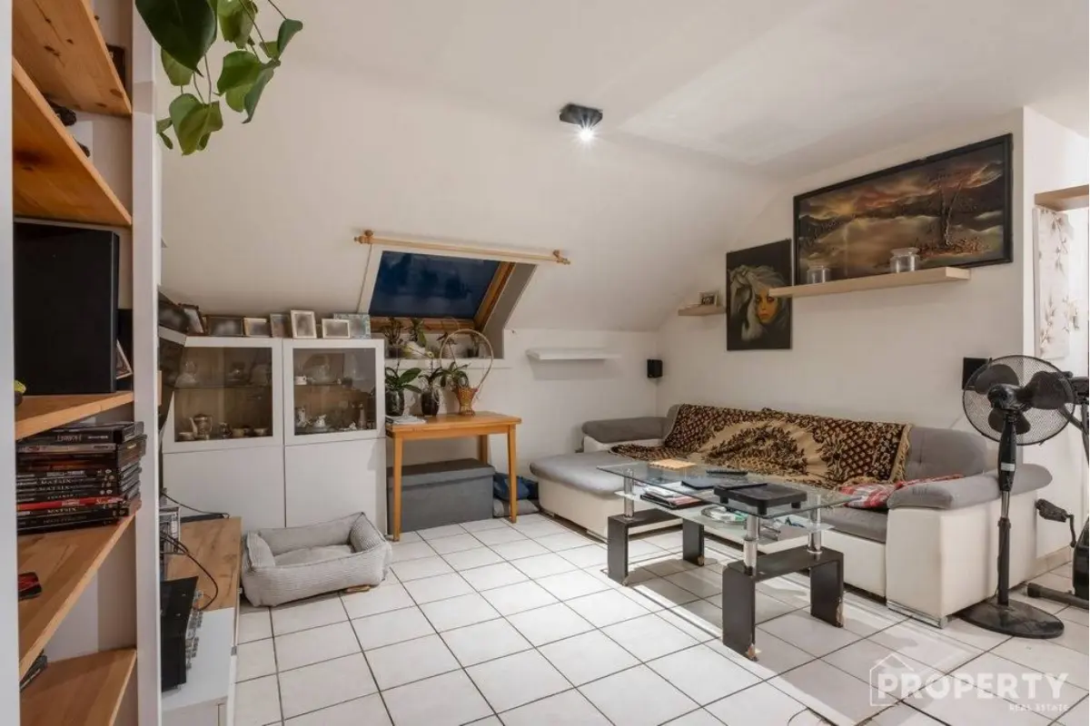 Appartement te  koop in Harelbeke 8530 175000.00€ 2 slaapkamers 70.00m² - Zoekertje 649396