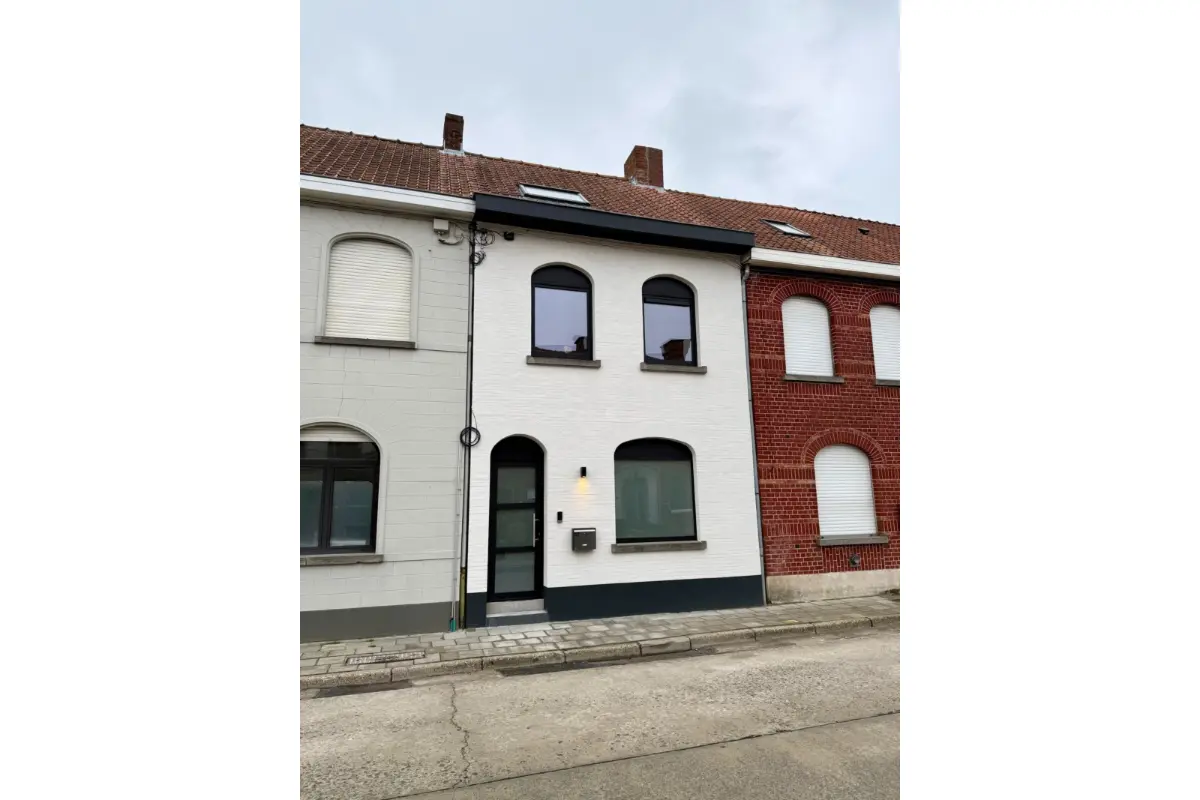 Huis te  in Izegem 8870 325000.00€ 3 slaapkamers 155.00m² - Zoekertje 649315