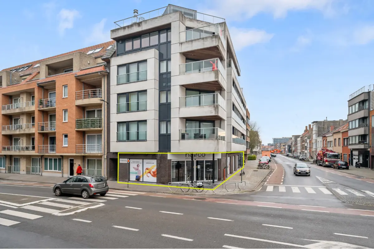 Huis te  koop in Oostende 8400 425000.00€  slaapkamers 200.00m² - Zoekertje 649968