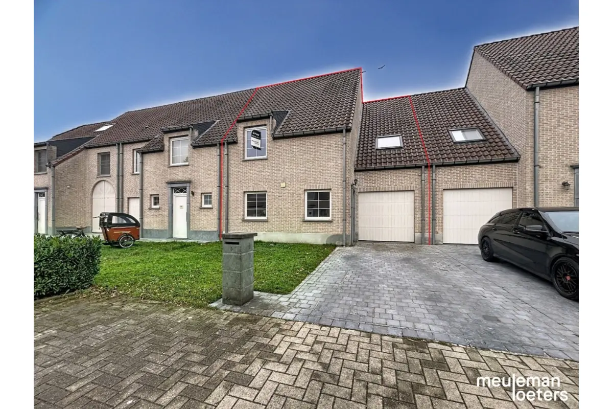 Huis te  huur in Loppem 8210 1150.00€ 3 slaapkamers 199.00m² - Zoekertje 651090