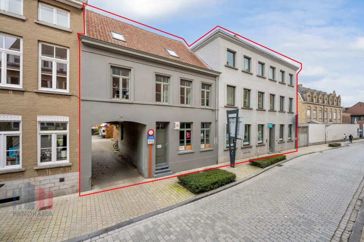 Handelszaak te  koop in Brugge 8000 1445000.00€  slaapkamers 1150.00m² - Zoekertje 651224