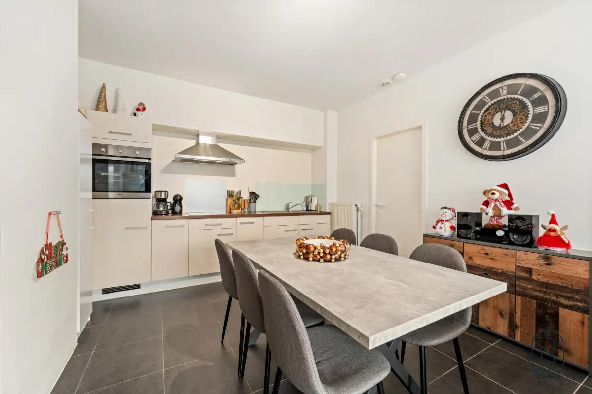 Appartement te  koop in Anzegem 8570 168500.00€ 1 slaapkamers 50.00m² - Zoekertje 652060