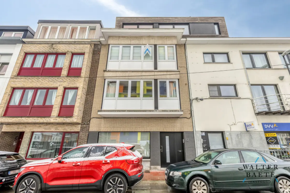 Appartement te  koop in Heist-aan-Zee 8301 325000.00€ 2 slaapkamers 81.00m² - Zoekertje 652552