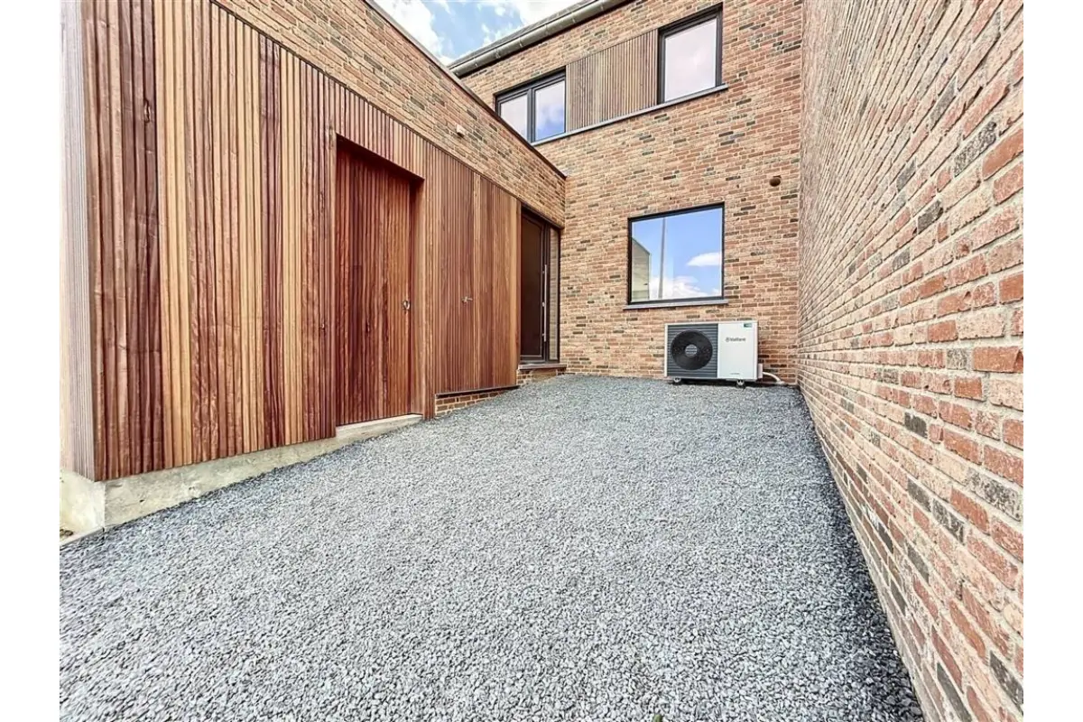 Huis te  koop in Houthulst 8650 360000.00€ 2 slaapkamers 158.60m² - Zoekertje 653297