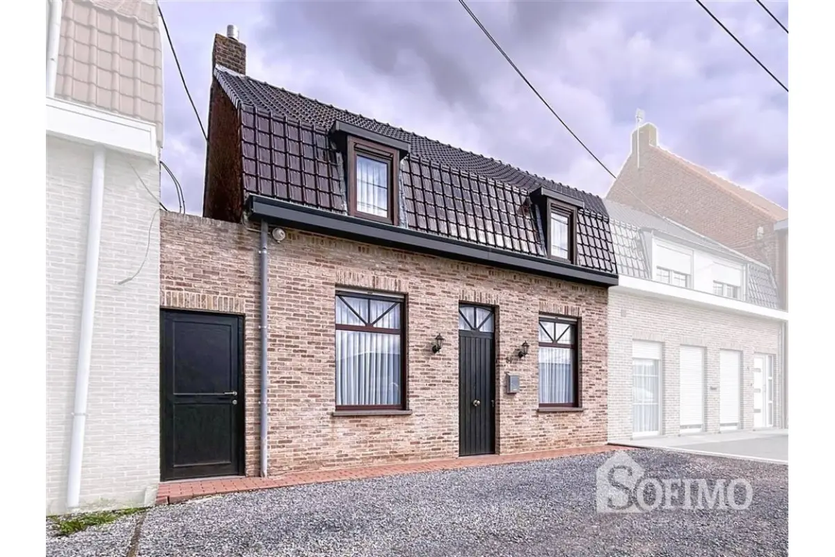 Huis te  koop in Poperinge 8970 149000.00€ 3 slaapkamers 130.00m² - Zoekertje 653302