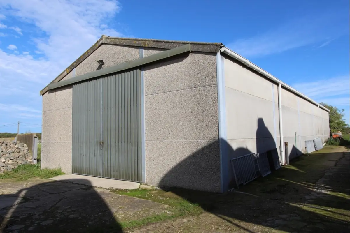 Handelszaak te  huur in Ichtegem 8480 750.00€  slaapkamers m² - Zoekertje 653181