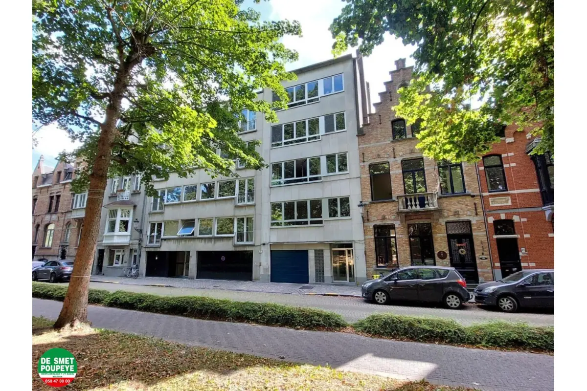 Appartement te  huur in Brugge 8000 920.00€ 2 slaapkamers 101.00m² - Zoekertje 654095