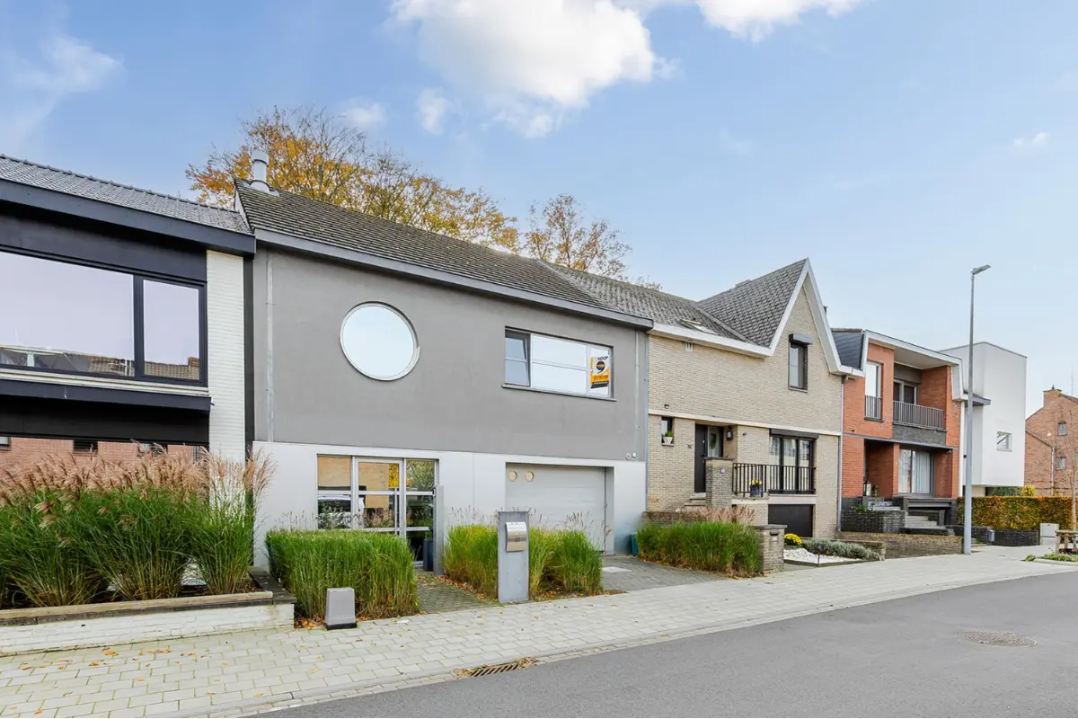 Huis te  koop in Assebroek 8310 529000.00€ 4 slaapkamers 250.00m² - Zoekertje 653889