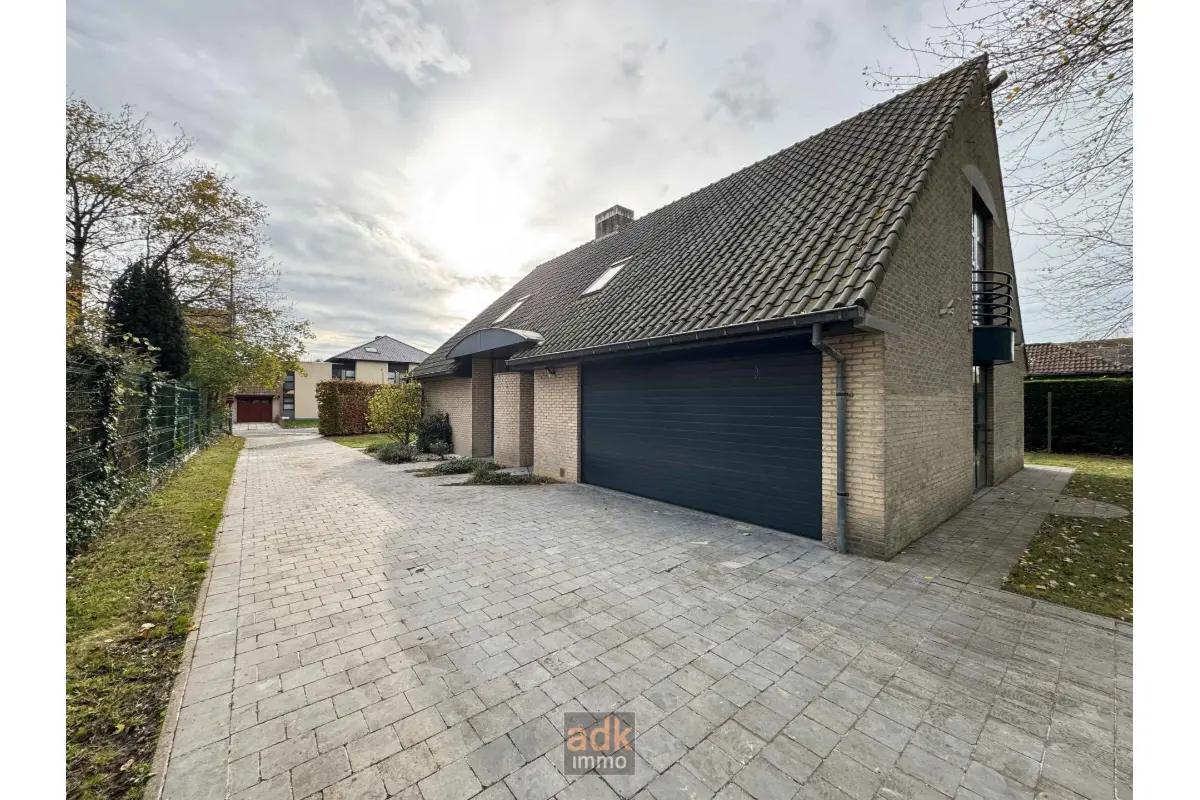 Villa te  koop in Adinkerke 8660 539000.00€ 4 slaapkamers 300.00m² - Zoekertje 654200