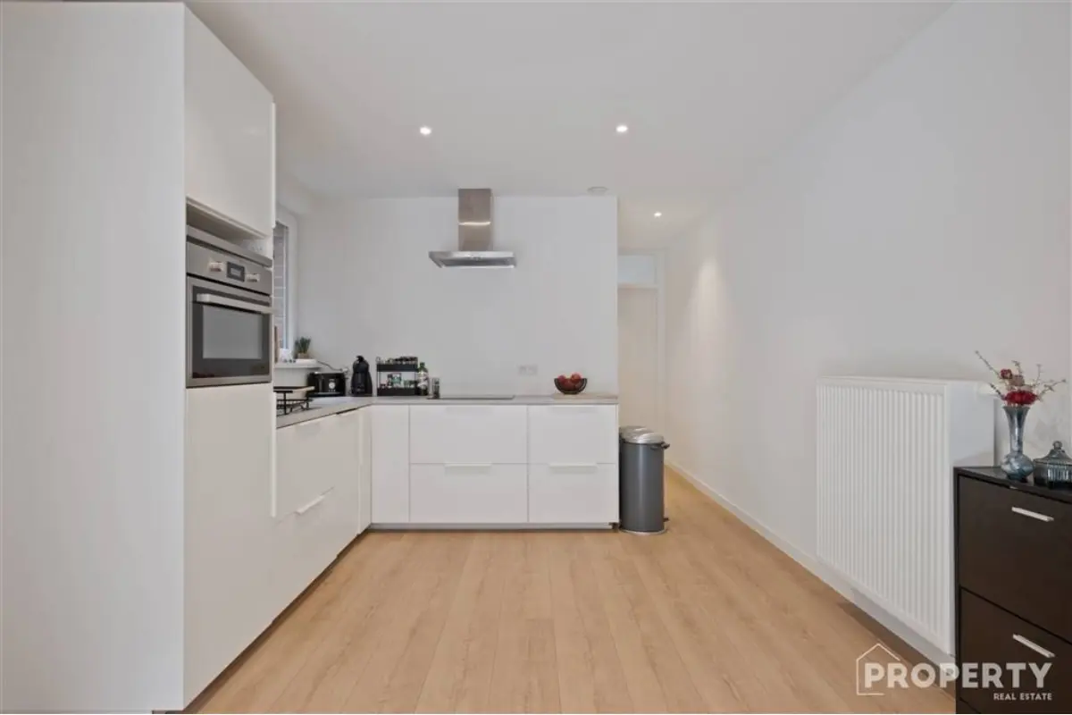 Appartement te  koop in Kortrijk 8500 250000.00€ 1 slaapkamers 70.00m² - Zoekertje 654620