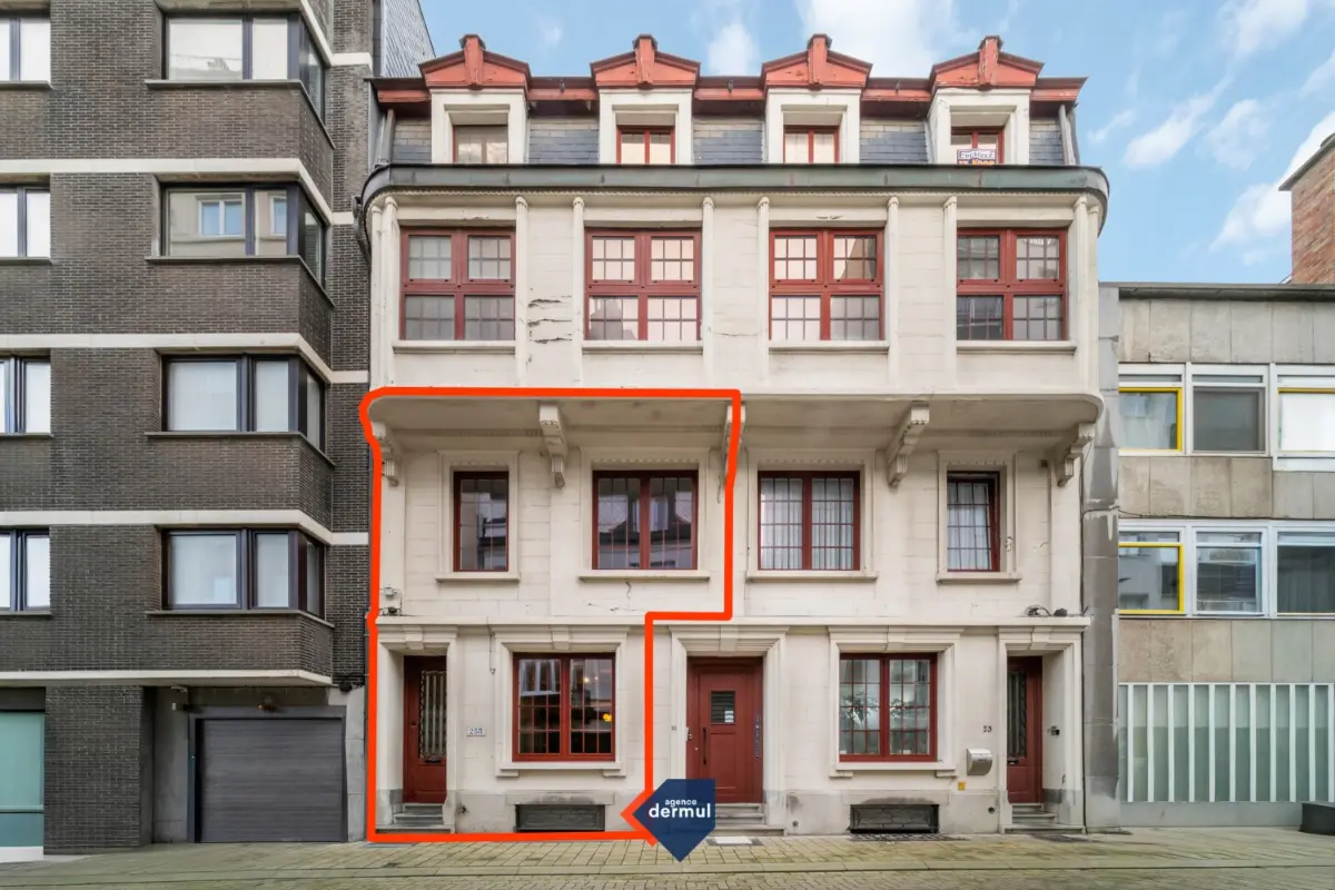 Appartement te  in Oostende 8400 389000.00€ 4 slaapkamers 205.00m² - Zoekertje 654815