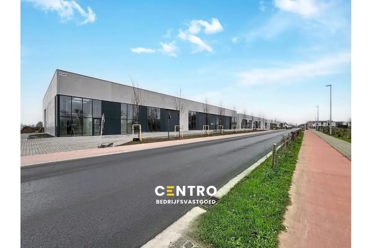 Handelszaak te  koop in Dentergem 8720 420000.00€  slaapkamers 276.39m² - Zoekertje 655068