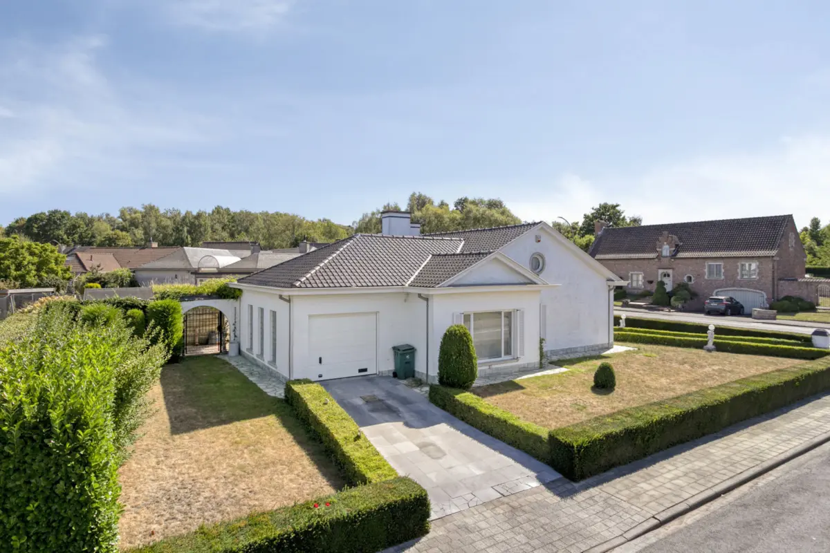 Andere te  koop in Kortrijk 8500 595000.00€ 2 slaapkamers 232.00m² - Zoekertje 655656