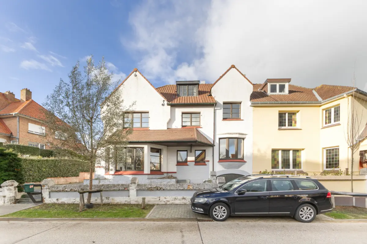 Huis te  koop in De Panne 8660 545000.00€ 6 slaapkamers 256.00m² - Zoekertje 656330