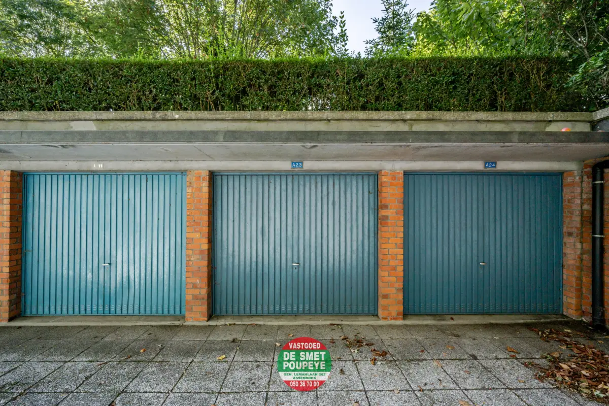 Parking & garage te  koop in Assebroek 8310 35000.00€  slaapkamers m² - Zoekertje 657870