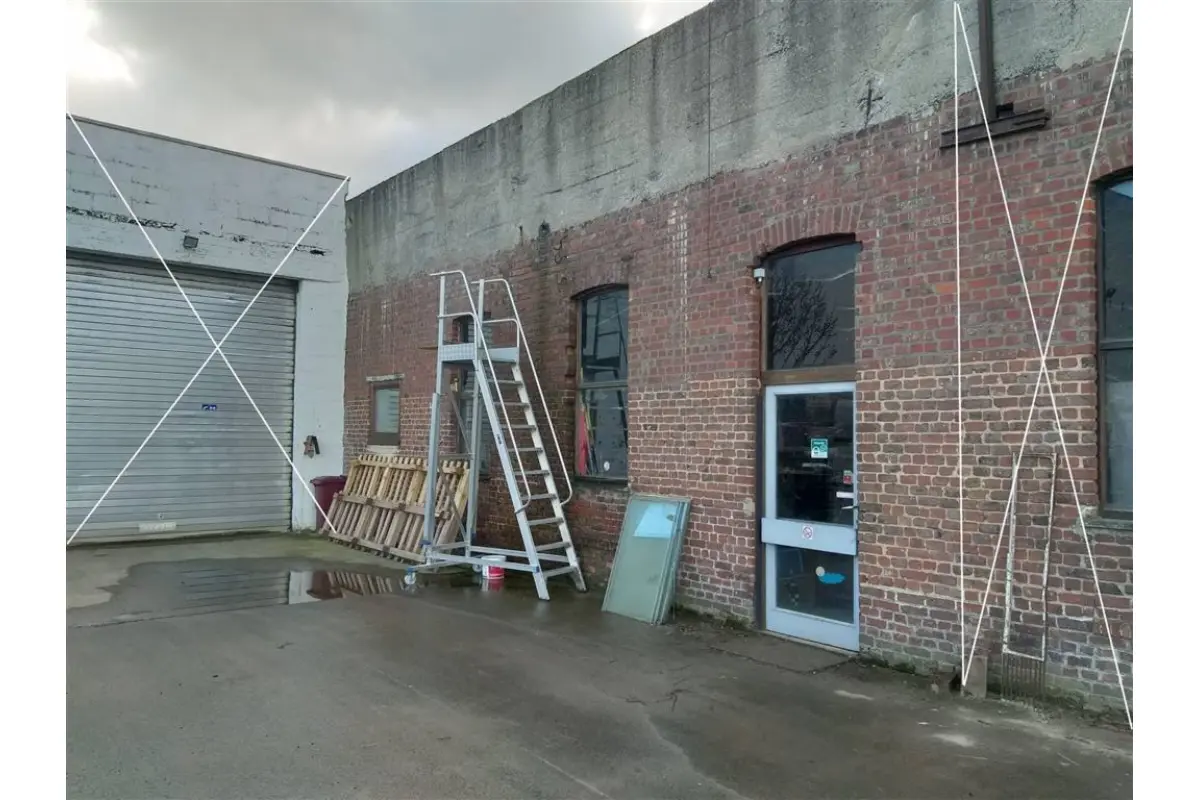 Handelszaak te  huur in Heule 8501 430.00€  slaapkamers m² - Zoekertje 657782