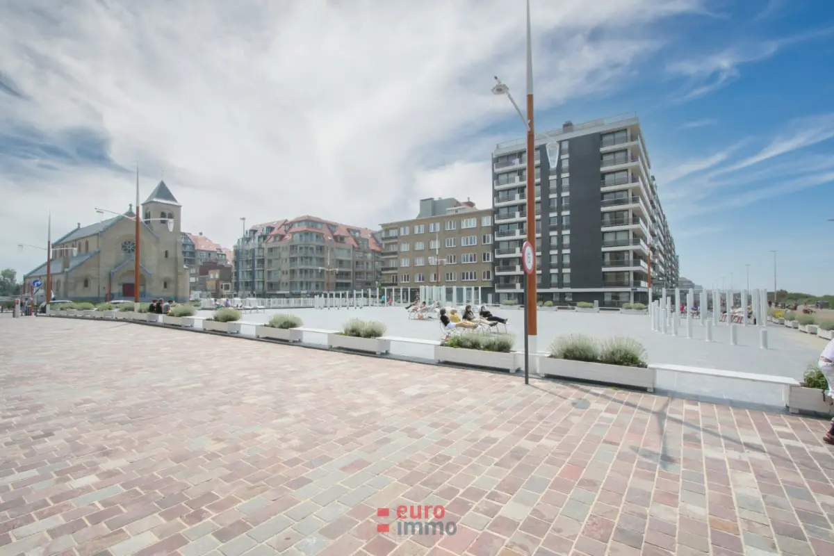 Parking & garage te  koop in Nieuwpoort 8620 60000.00€  slaapkamers m² - Zoekertje 657161