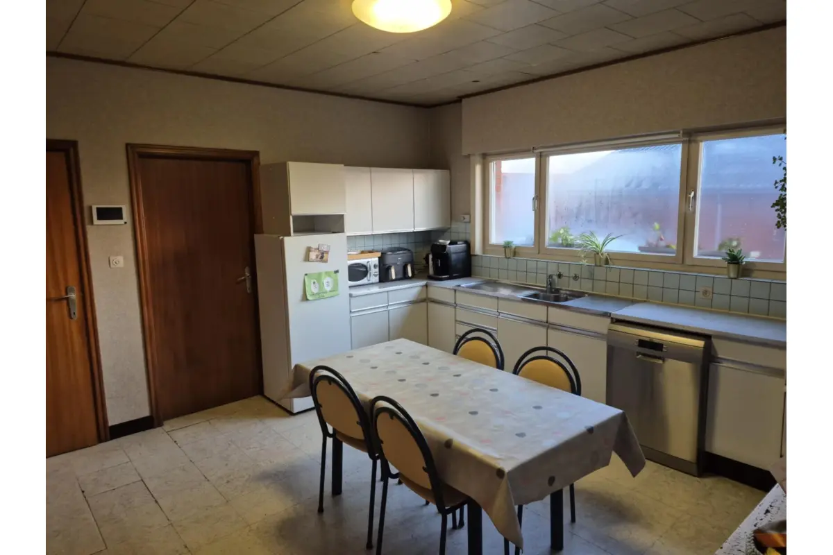 Mixgebouw te  koop in Gits 8830 680000.00€ 3 slaapkamers 290.00m² - Zoekertje 659324