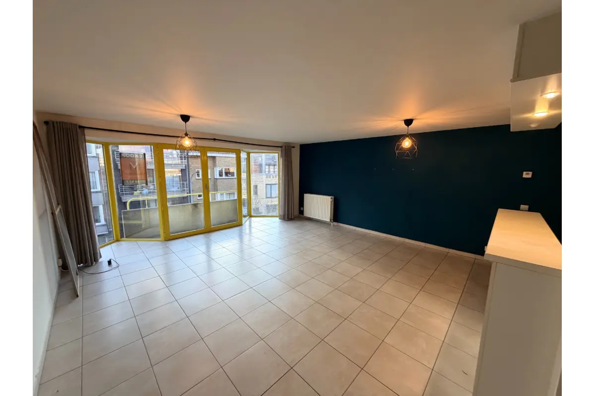 Appartement te  koop in Sint-Andries 8200 230000.00€ 2 slaapkamers m² - Zoekertje 658962