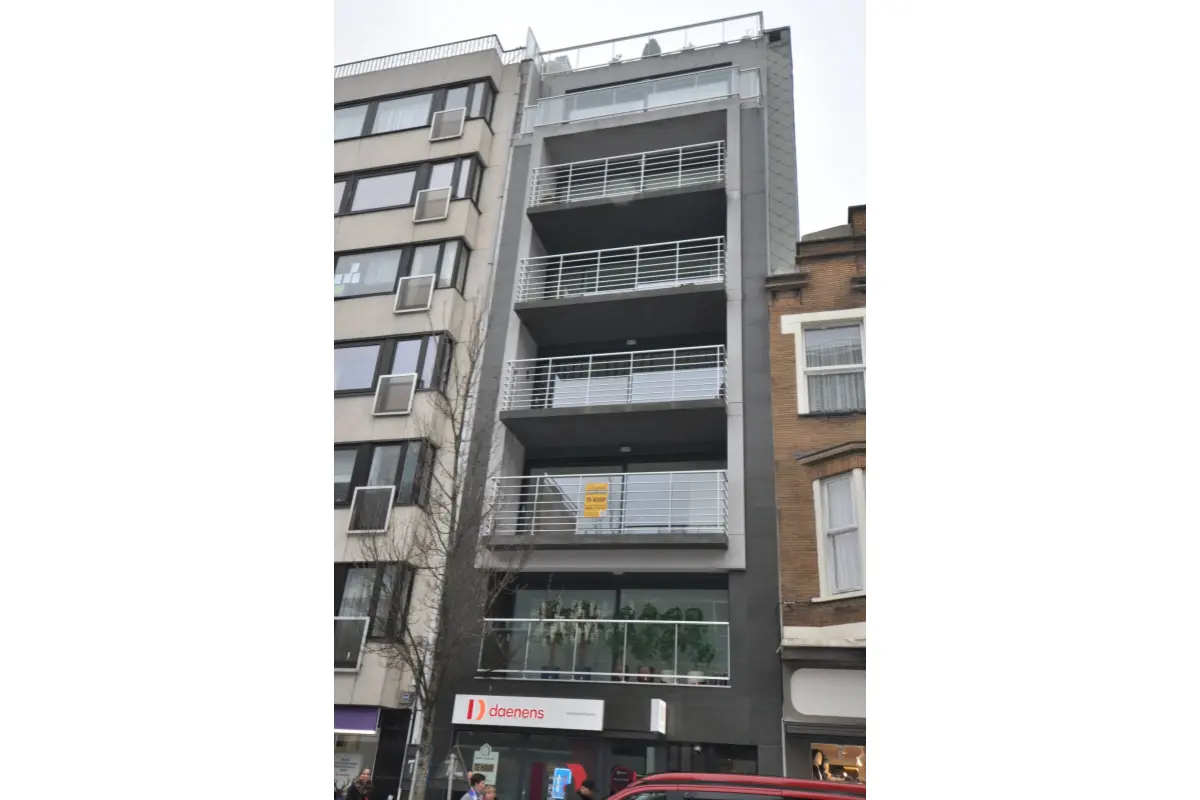 Appartement te  koop in Oostende 8400 275000.00€ 2 slaapkamers m² - Zoekertje 658680