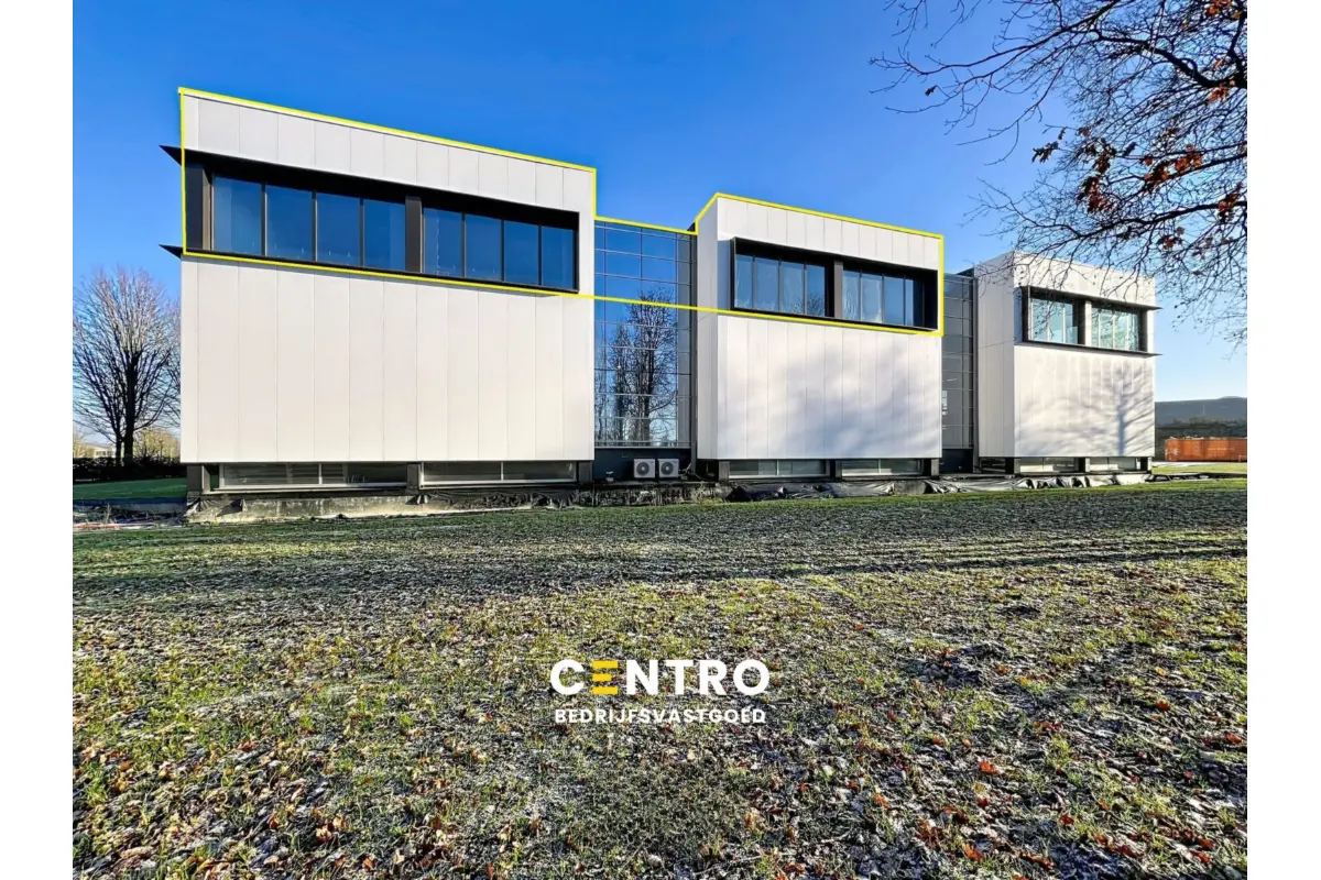 Handelszaak te  huur in Ieper 8900 0.00€  slaapkamers 294.28m² - Zoekertje 658966