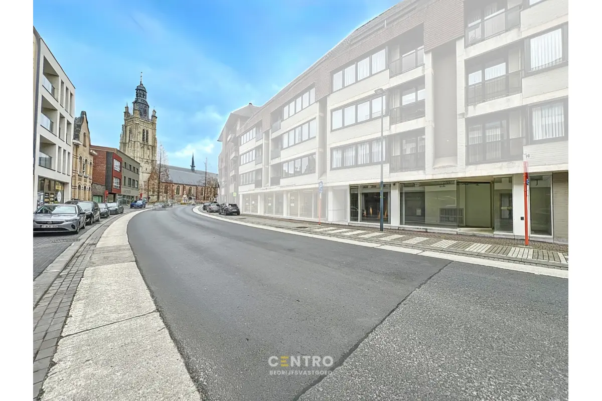 Handelszaak te  huur in Roeselare 8800 1000.00€  slaapkamers 212.00m² - Zoekertje 659955
