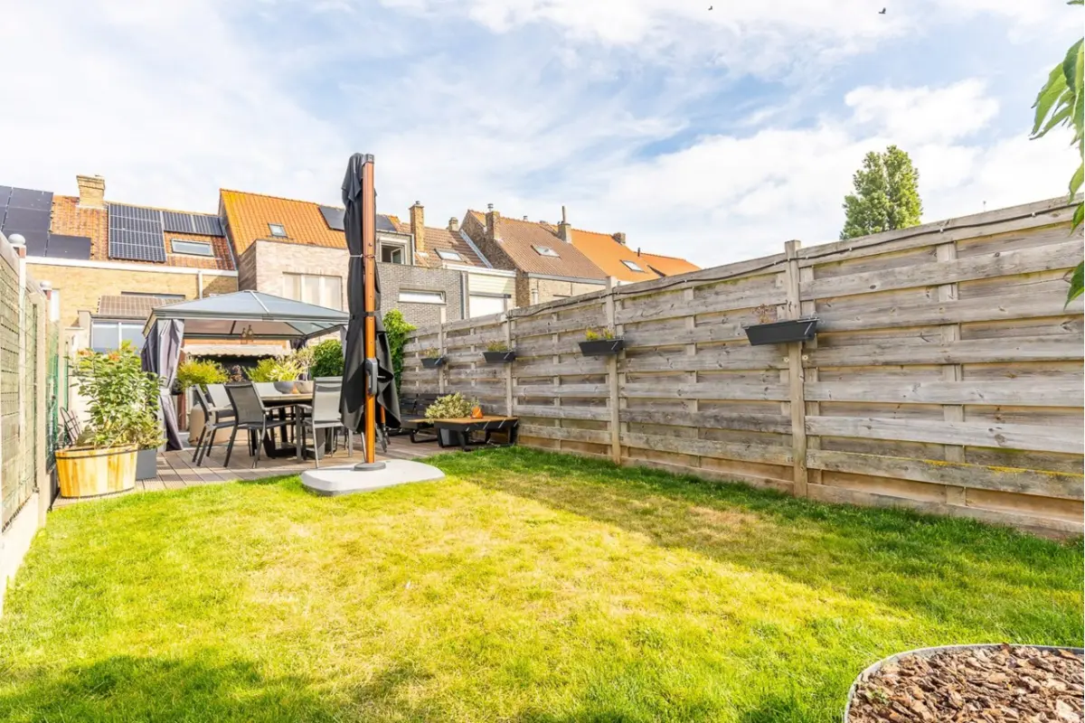 Huis te  koop in Lissewege 8380 299000.00€ 3 slaapkamers m² - Zoekertje 659924