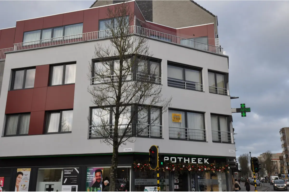 Appartement te  koop in Oostende 8400 253000.00€ 2 slaapkamers m² - Zoekertje 660174