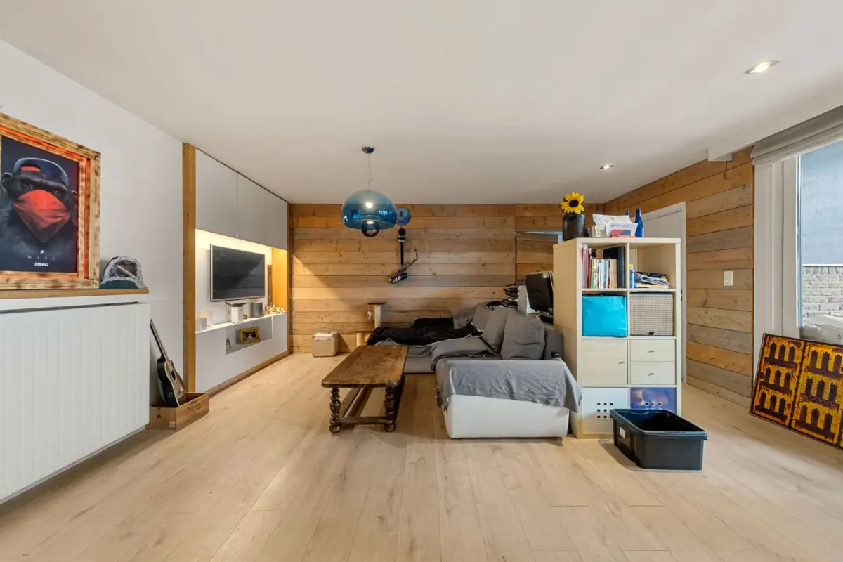 Appartement te  koop in Roeselare 8800 157000.00€ 1 slaapkamers 81.00m² - Zoekertje 660876